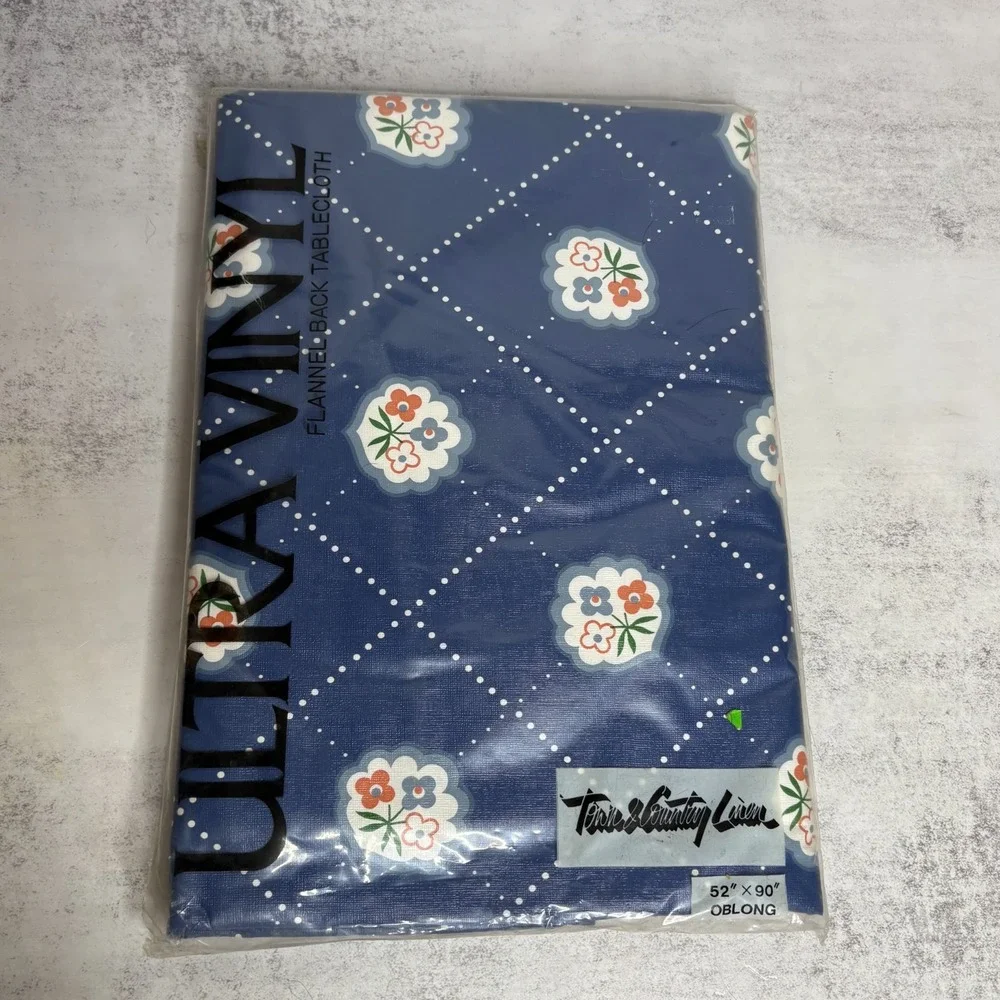 VTG Town & Country Linen Vinyl Tablecloth 52x90 Oblong Flannel Back Blue Floral